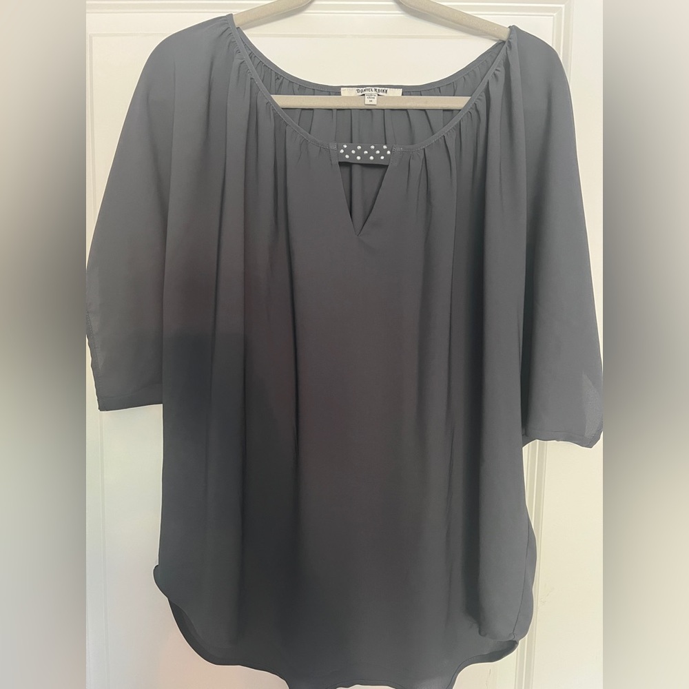 Daniel Rainn Grey Top